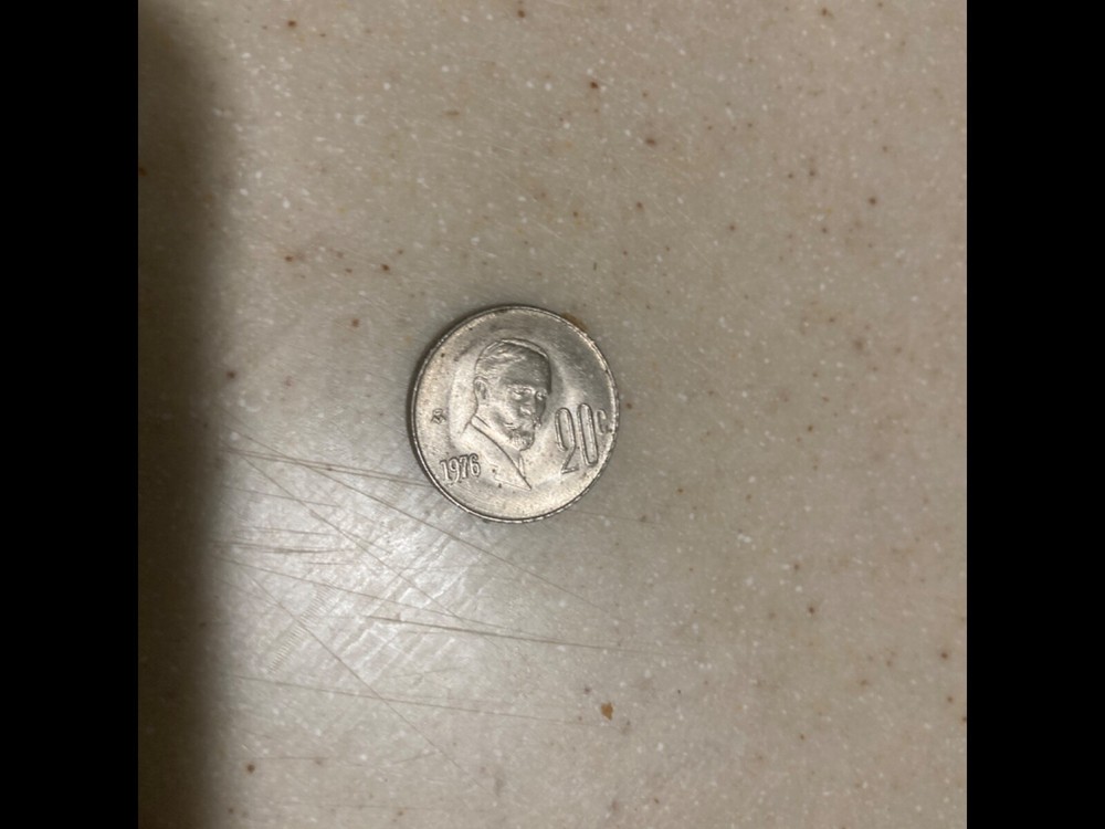 1975 MEXICO 20c. ERROR Off Center Strike
