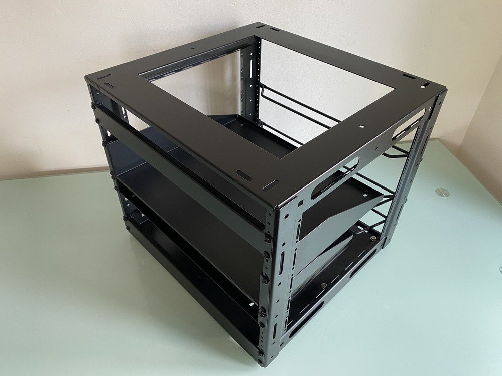 Middle Atlantic 9-Space 19” Rack Mount Cabinet Frame CFR-9-18