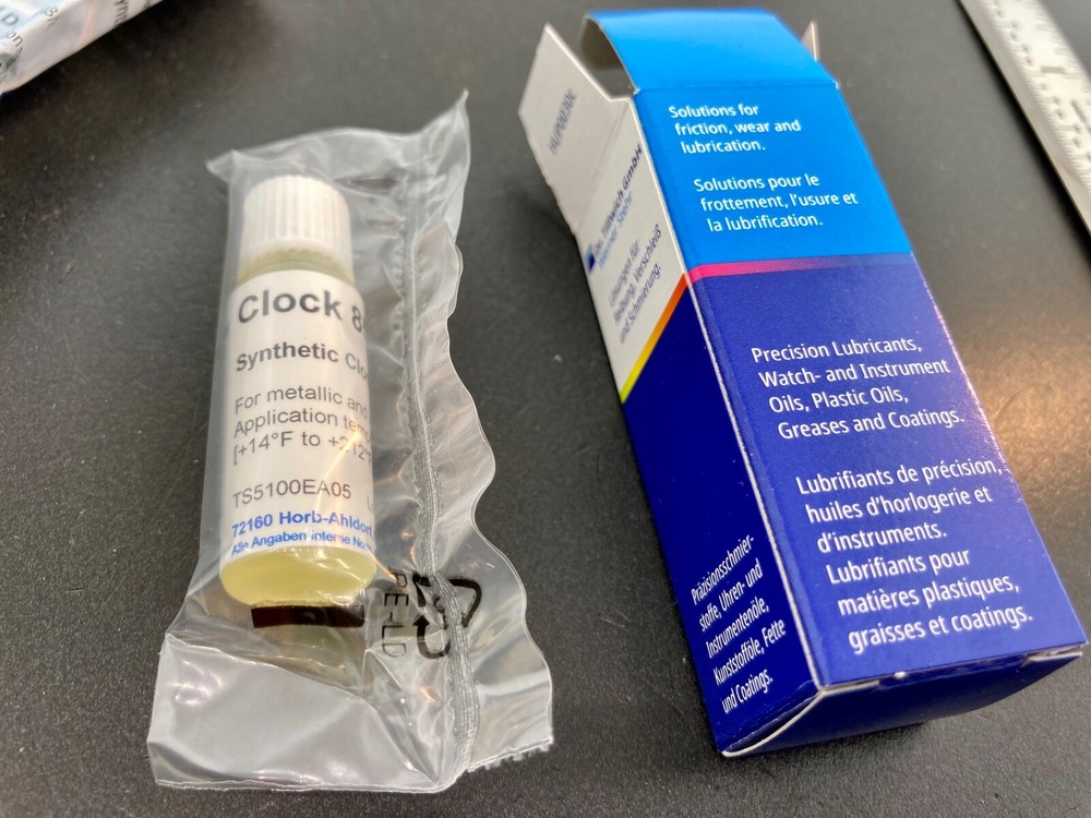 Etsyntha 859 Clock Oil with instructions