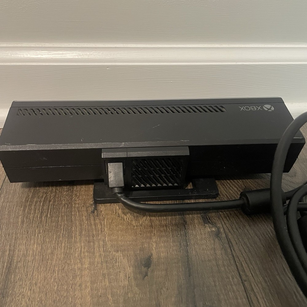 Microsoft Xbox One Kinect Wired Motion Sensor Black Model 1520 OEM