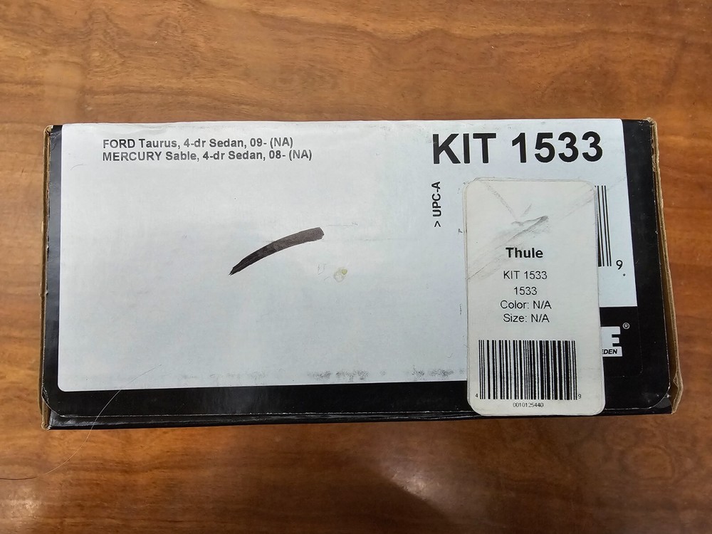 NEW - Thule Kit 1533