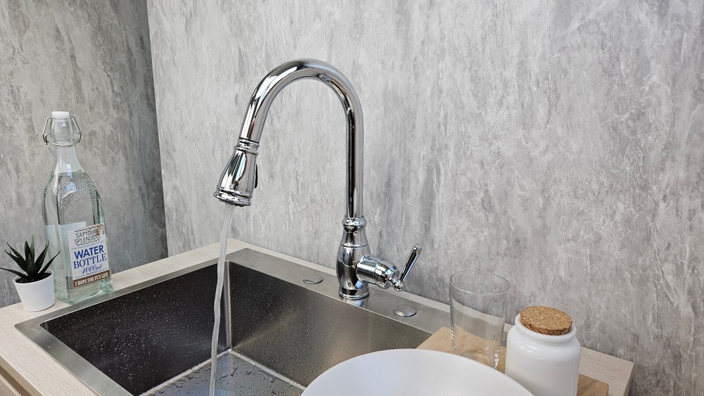 RELIAFLO Pull Down Kitchen Faucet in Polished Chrome - D11018-01