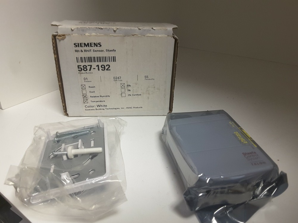 Siemens / Staefa TALON 587-192 Relative Humidity & Temperature NEW NOS RARE $79