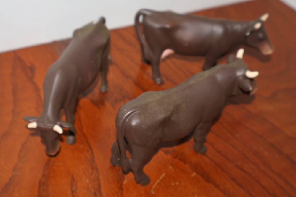 3 Bruder Brown Cows Germany