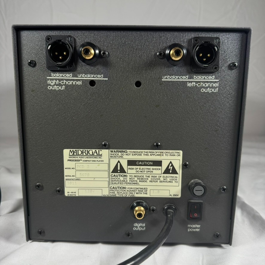 MADRIGAL PROCEED PCD 2 CD COMPACT DISC PLAYER SN #5670 READ