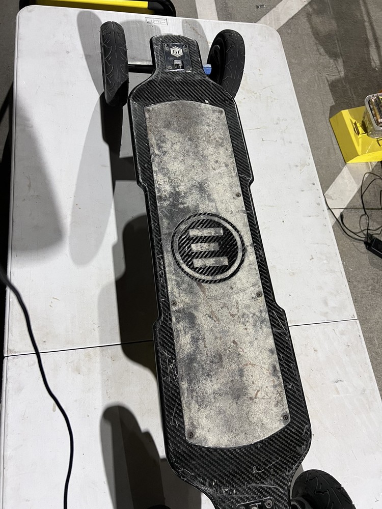 Evolve Carbon GT All Terrain Electric Skateboard