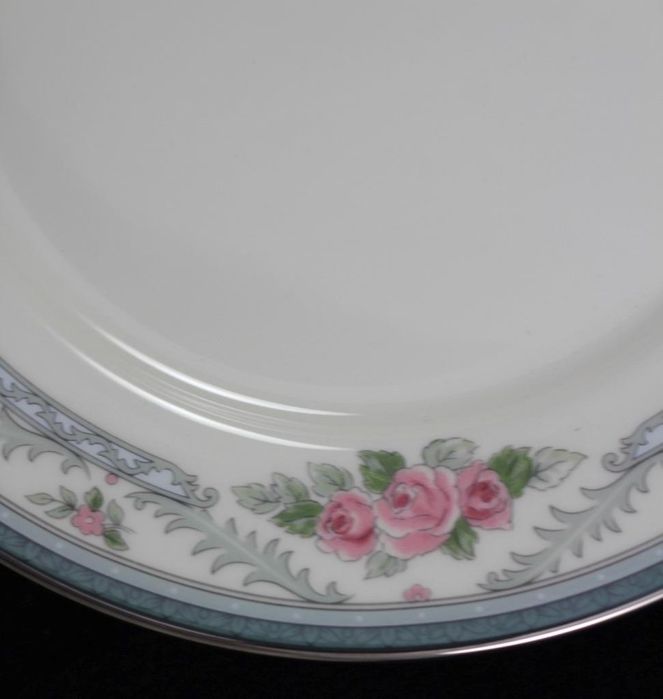 Lenox Country Romance Five Piece Place Setting