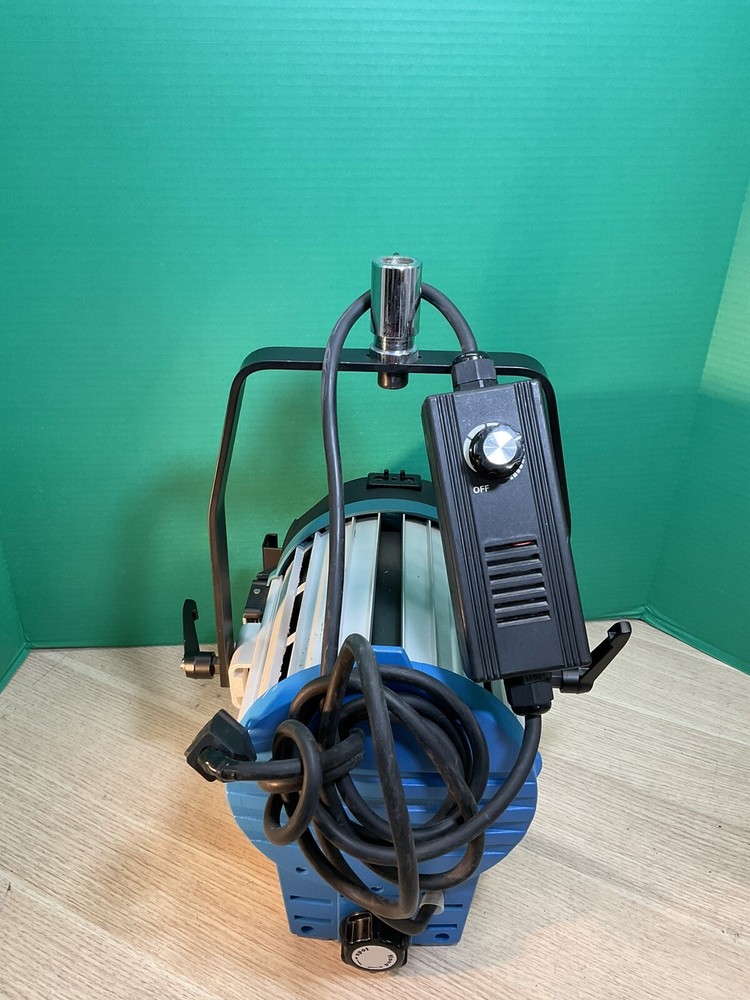 1000W ALUMOTECH SPOT LIGHT/ MAR-240