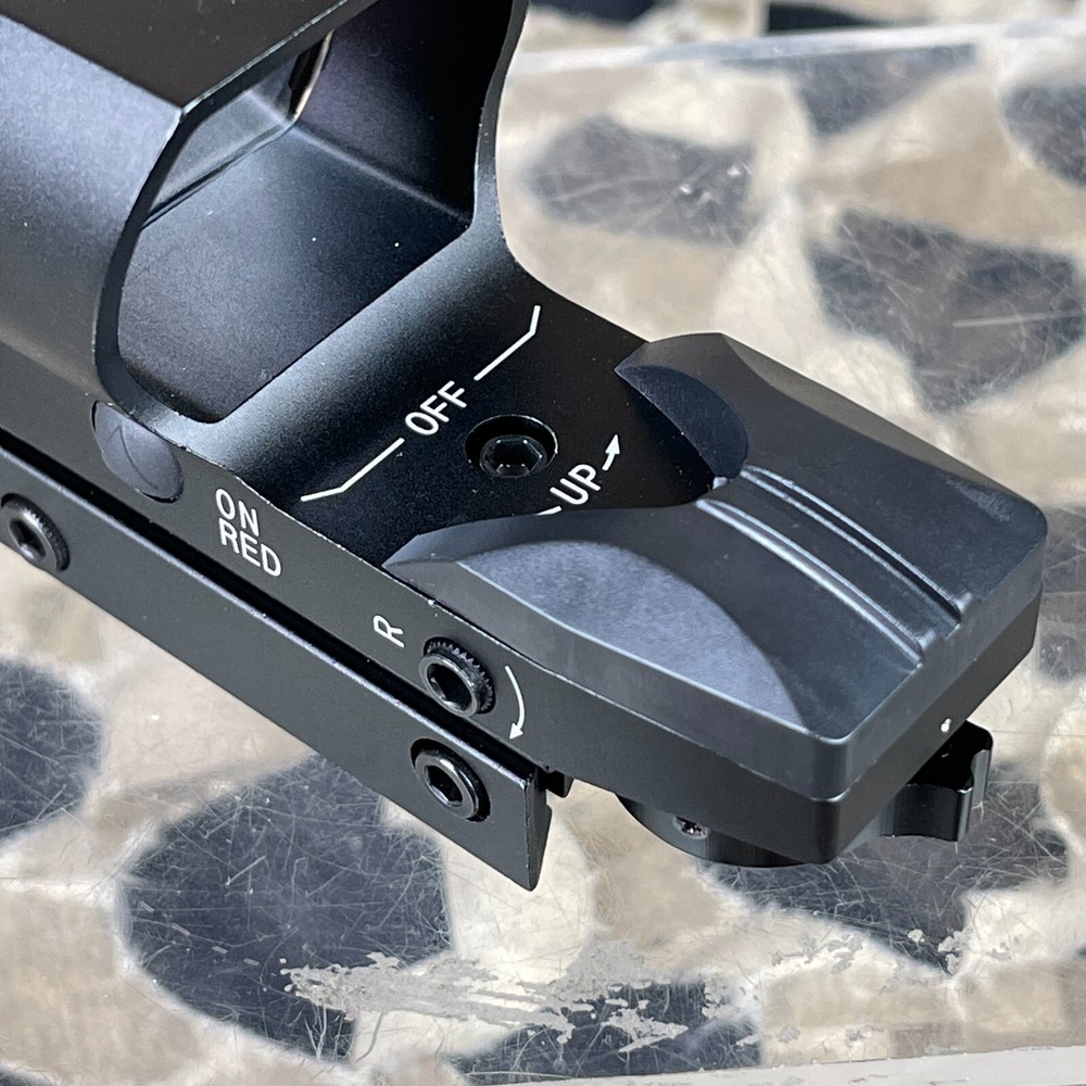 NEW Lancer Tactical 4 Director Reflex Sight w/ Button Control (CA-436B)