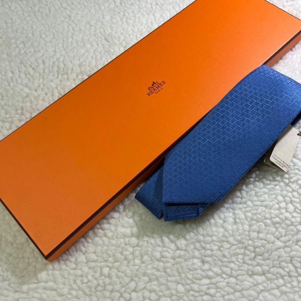 Hermes Blue Silk H Pattern Jacquard Tie Unused with Tag & Box