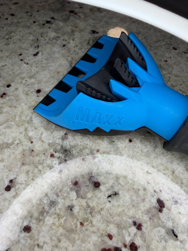Maxx Force Snow/Ice Scraper