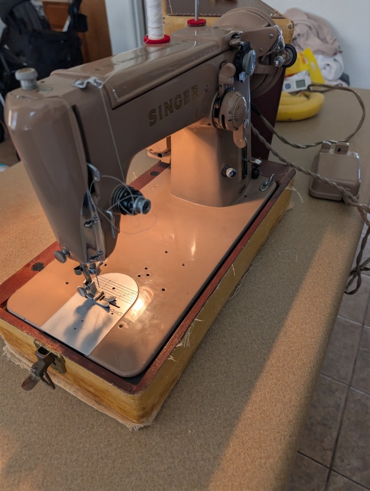SINGER 306k Vintage Sewing Machine