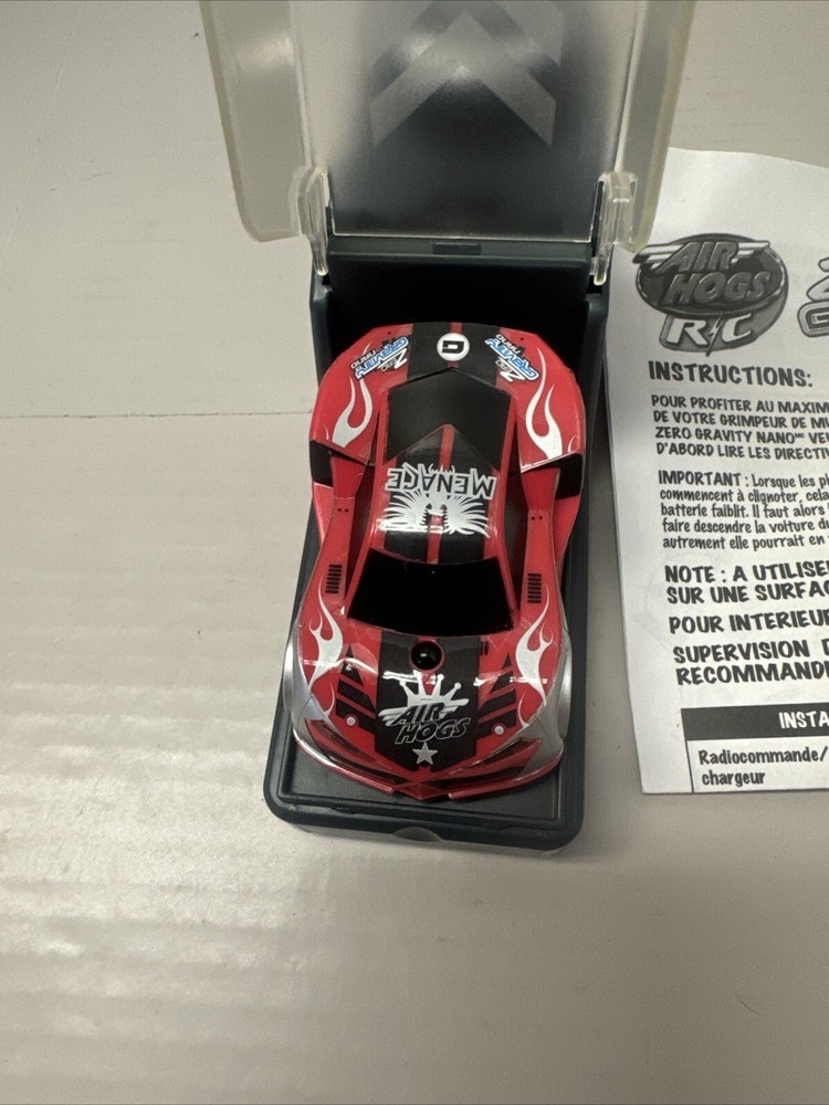 Air Hogs zero gravity nano Menace
