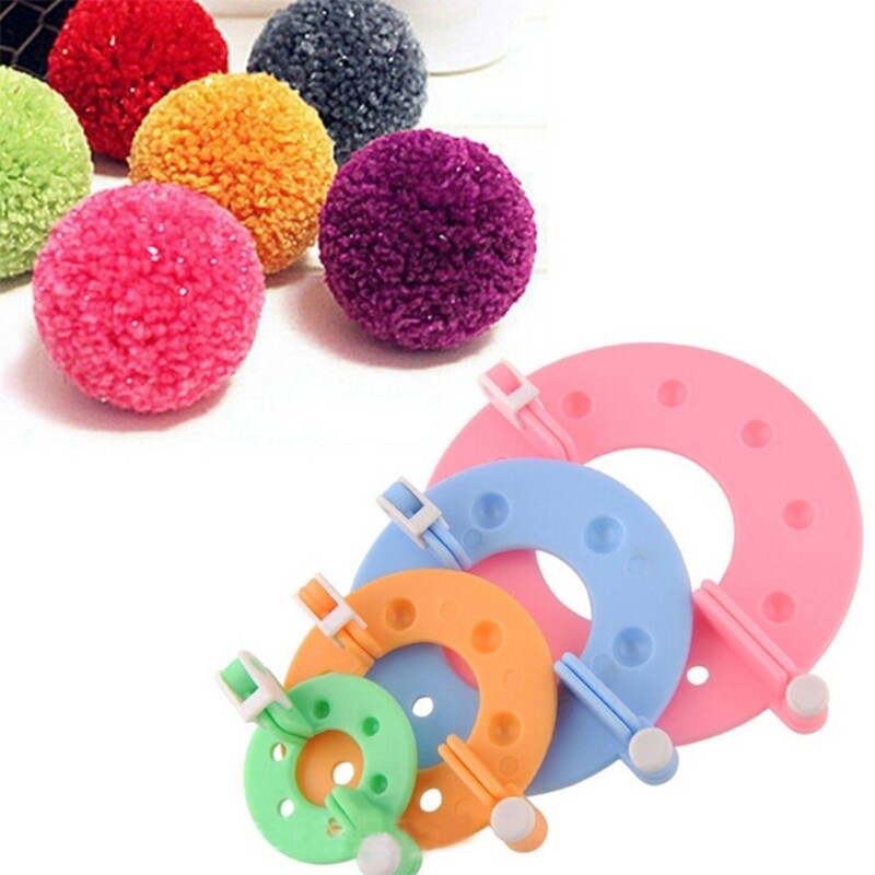 4Pcs DIY Wool Yarn Knitting Tools Needle Work Handcraft Tool for Pompoms Maker
