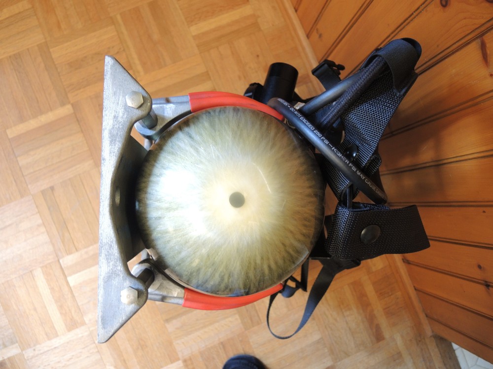 SCBA quic hold mechanical bracket