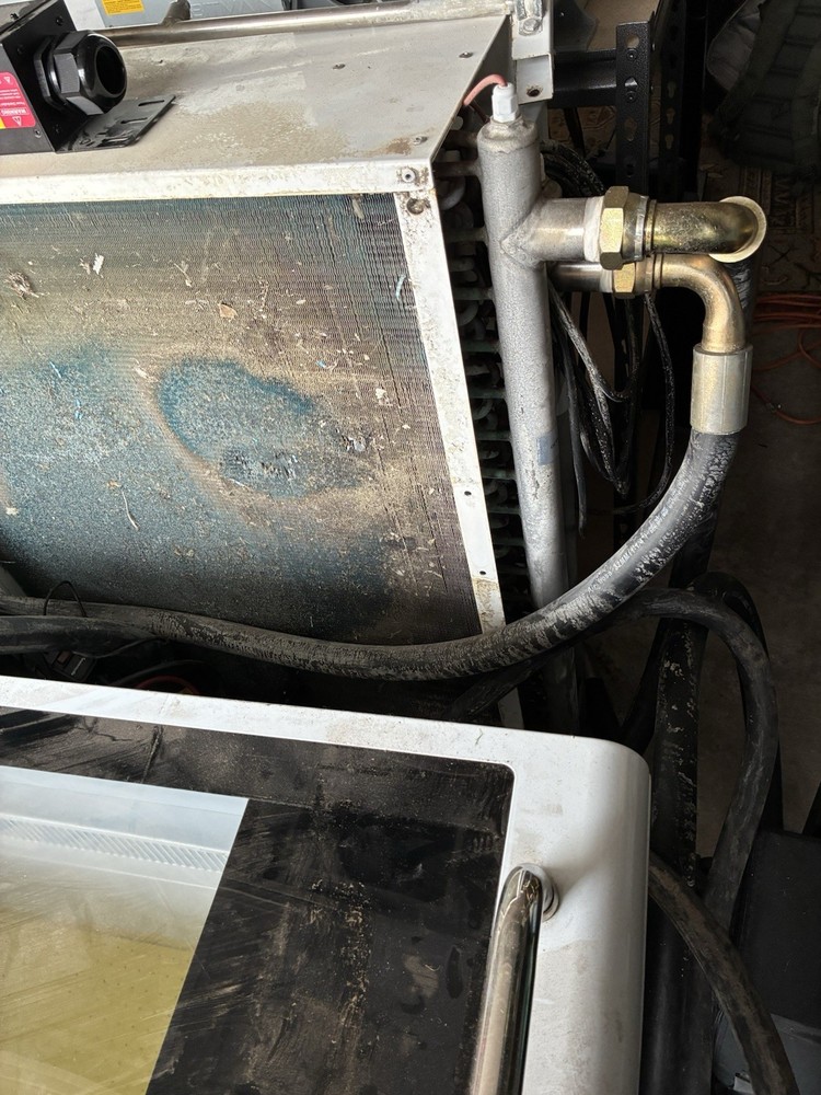 FogHashing C6 immersion Cooling System For Crypto Mining