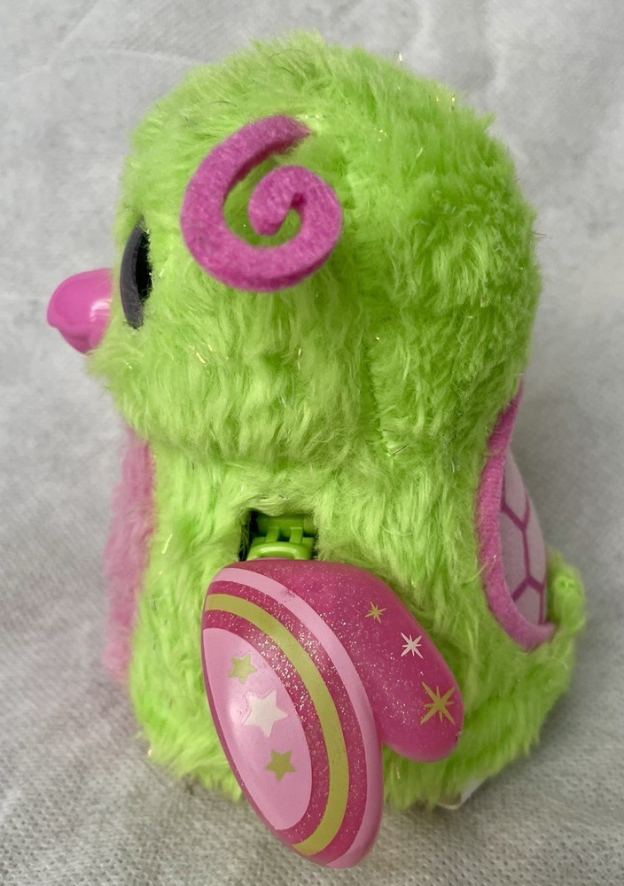 Hatchimals Glittering Garden Interactive Creature Gleaming Burtle by Spin Master