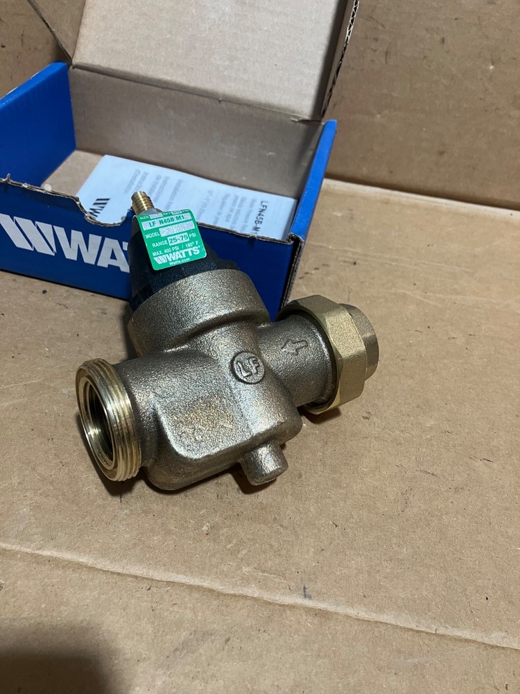 Watts Pressure Reducing Valves LFN45BUM1 1” NEW IN BOX 0960025