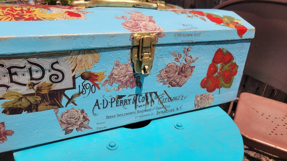 vintage tool box metal