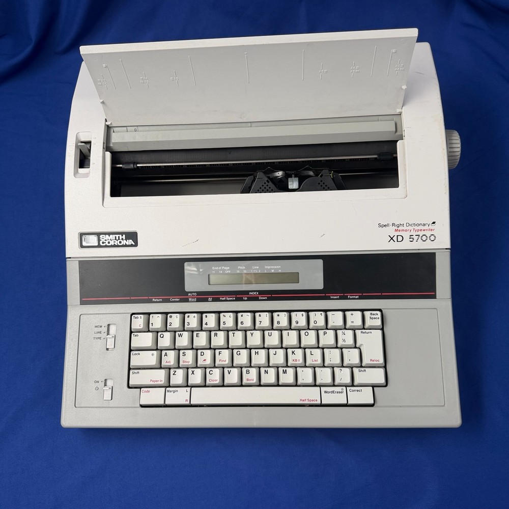 Smith Corona XD 5700 Electronic Typewriter Spell-Right Dictionary Memory TESTED