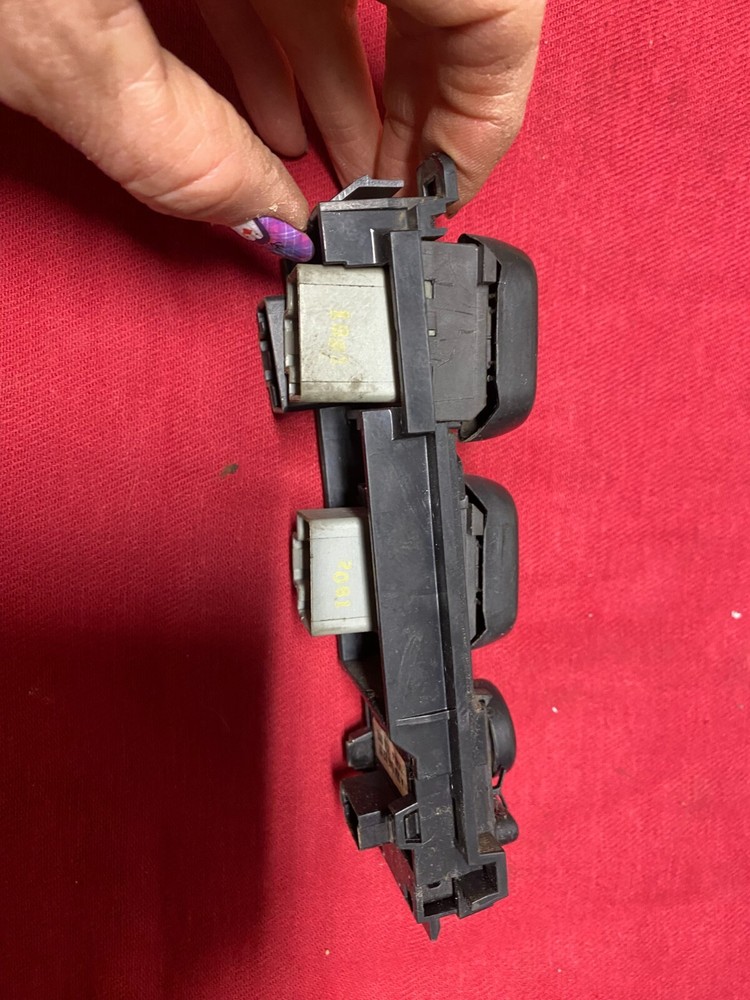 FREIGHTLINER , A 004 545 92 07 ELEC SWITCH DOOR PANEL WINDOWS,LOCKS, MIRRORS