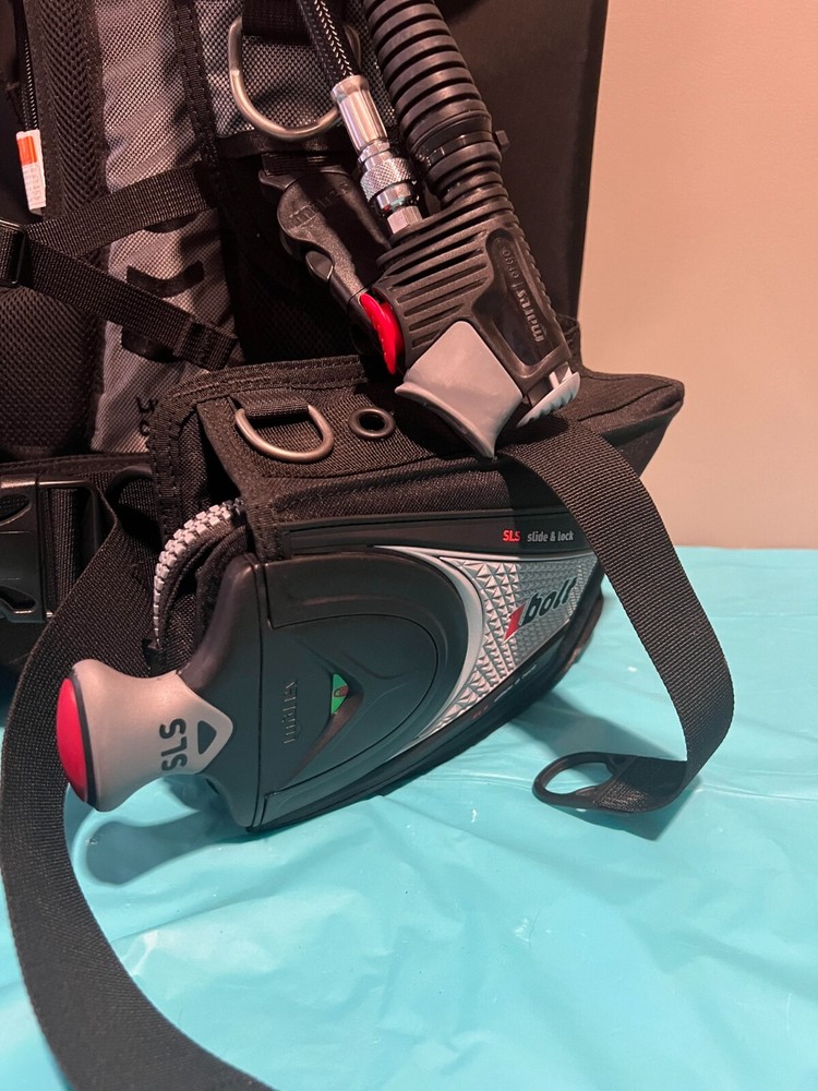 Mares Bolt Integrated SCUBA BCD Large NEW