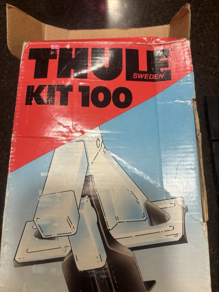 Thule Fit Kit 100 For Mazda MPV Vans