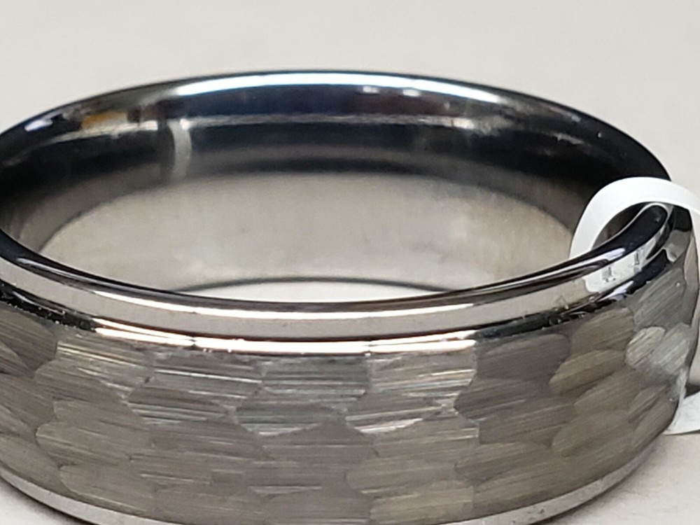 Tungsten Hammered Step Edge Band, 6MM