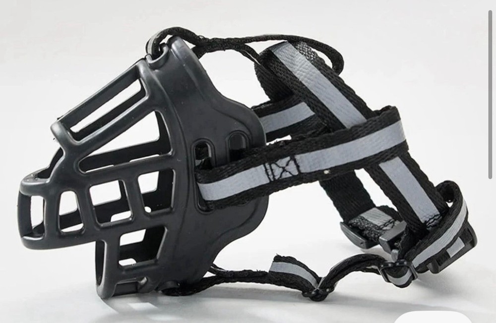 Reflect Muzzle Adjustable Dog Mouth Cover Black Size 4