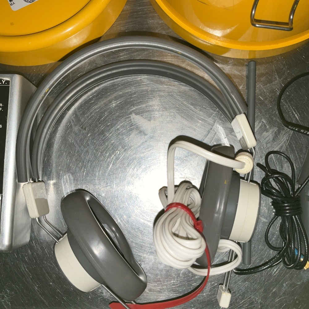 Vintage detector RFI RF-204U