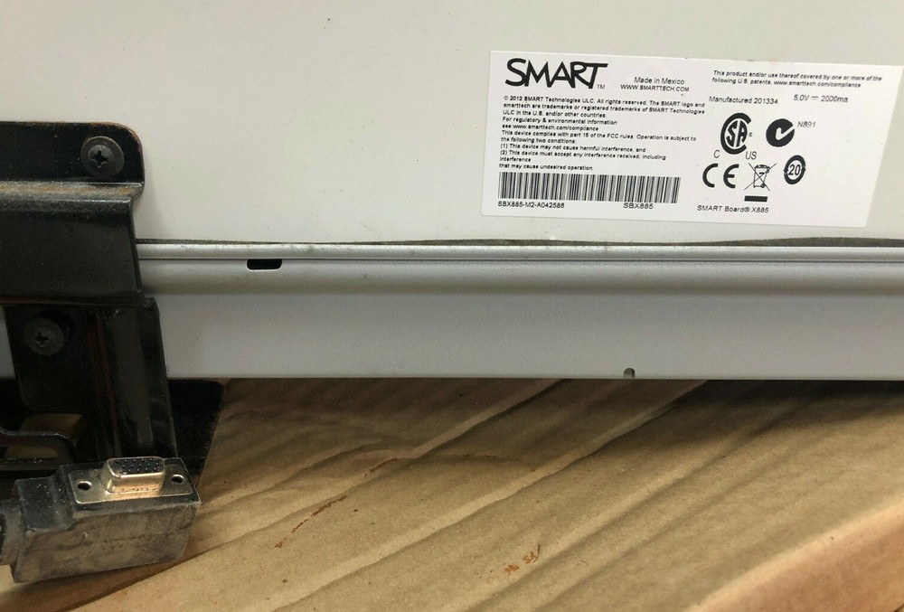 Smart Technologies White Board & Projector - 88 inch Smart Board Including Tray