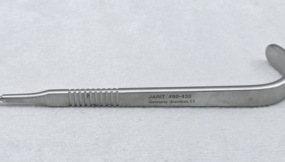 Jarit 460-430 Tracheotomy 6" Hook