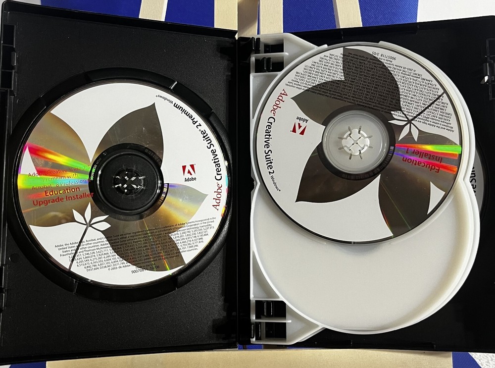 PC Platform - Adobe Creative Suite 2 Premium Windows Education - 6 CDS - w/Ser #