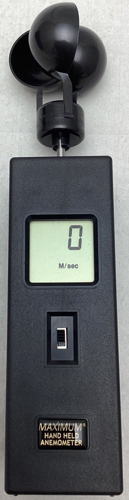 Maximum DIC3 Battery-Powered Digital Handheld Anemometer With Case