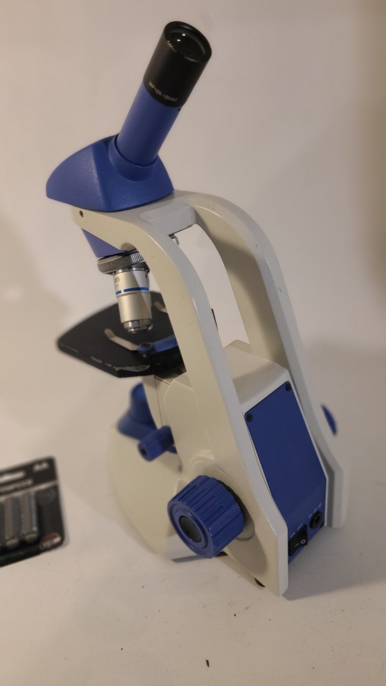 Boreal 2 Microscope MODEL# 1762-06 PRE-OWNED