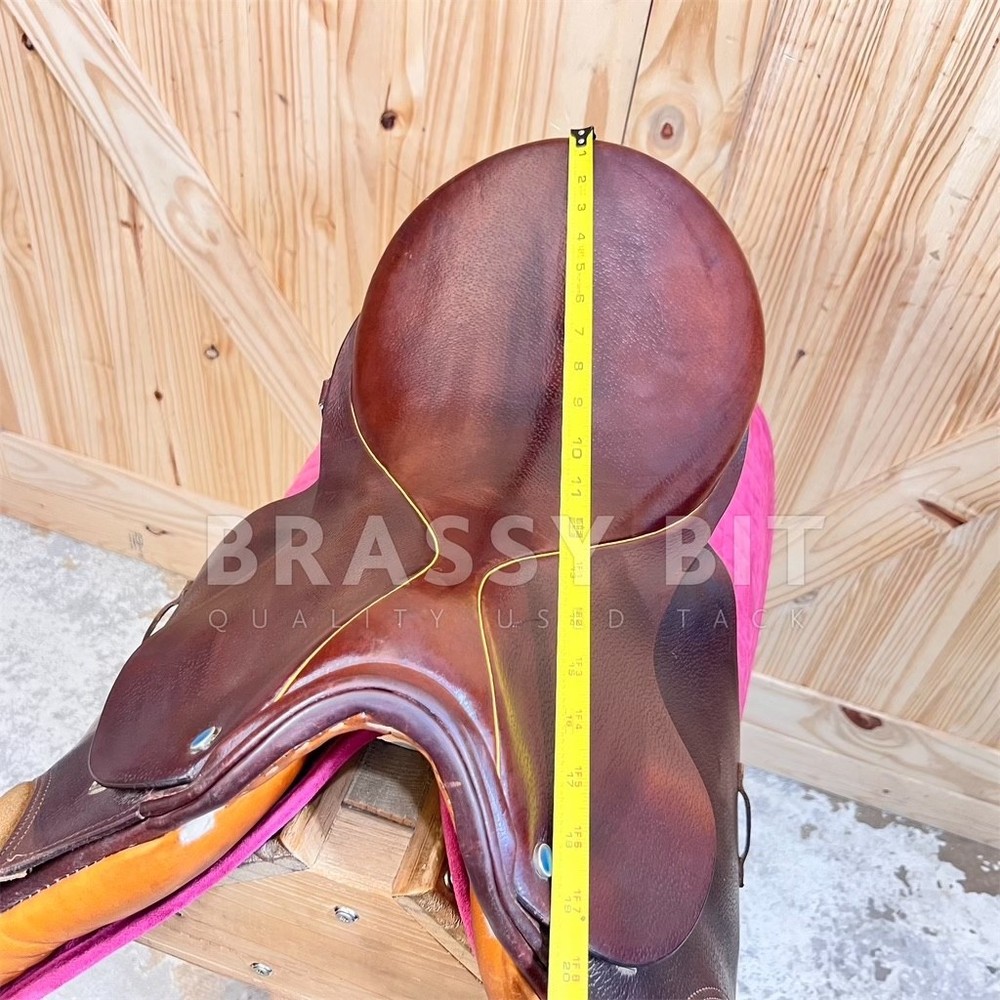 18.5" Stubben Siegfried VSD English Saddle