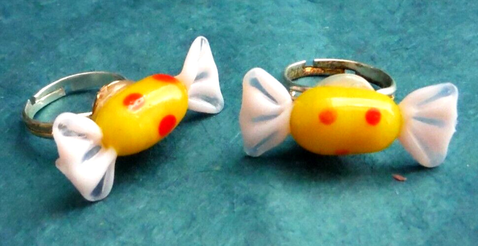vintage art glass candy ring