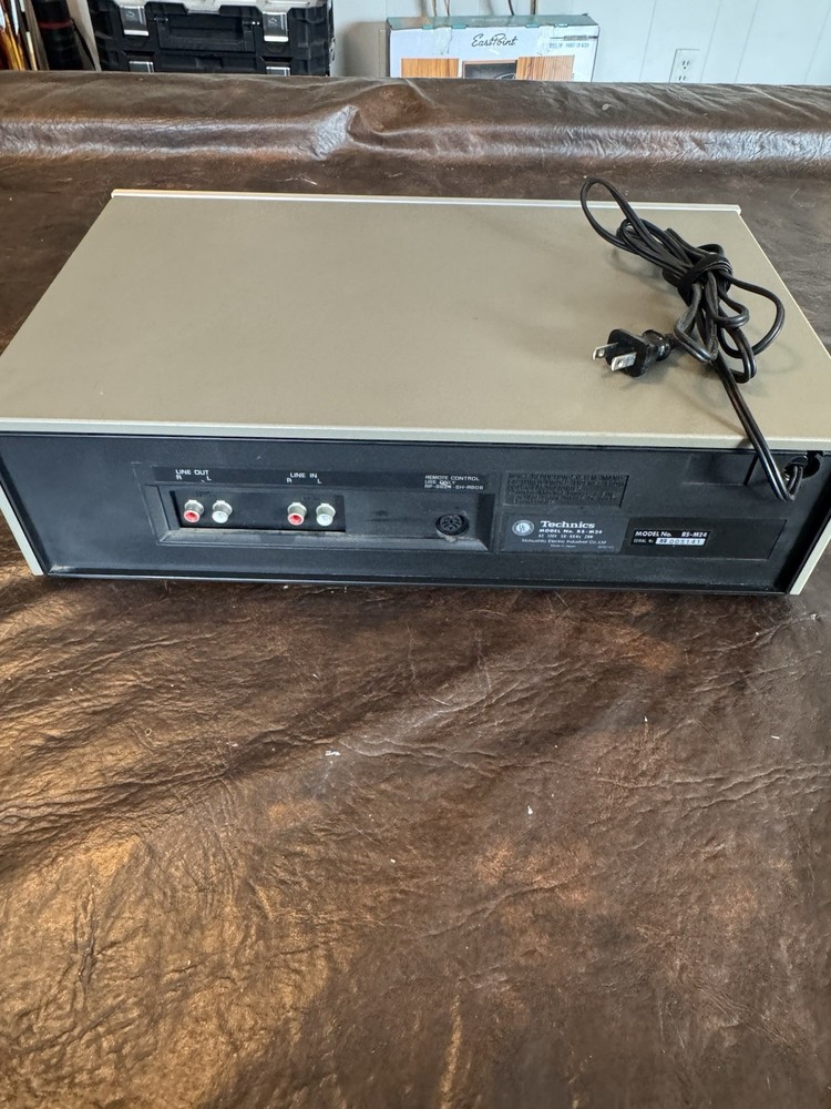 Technics cassette deck model RS-M24