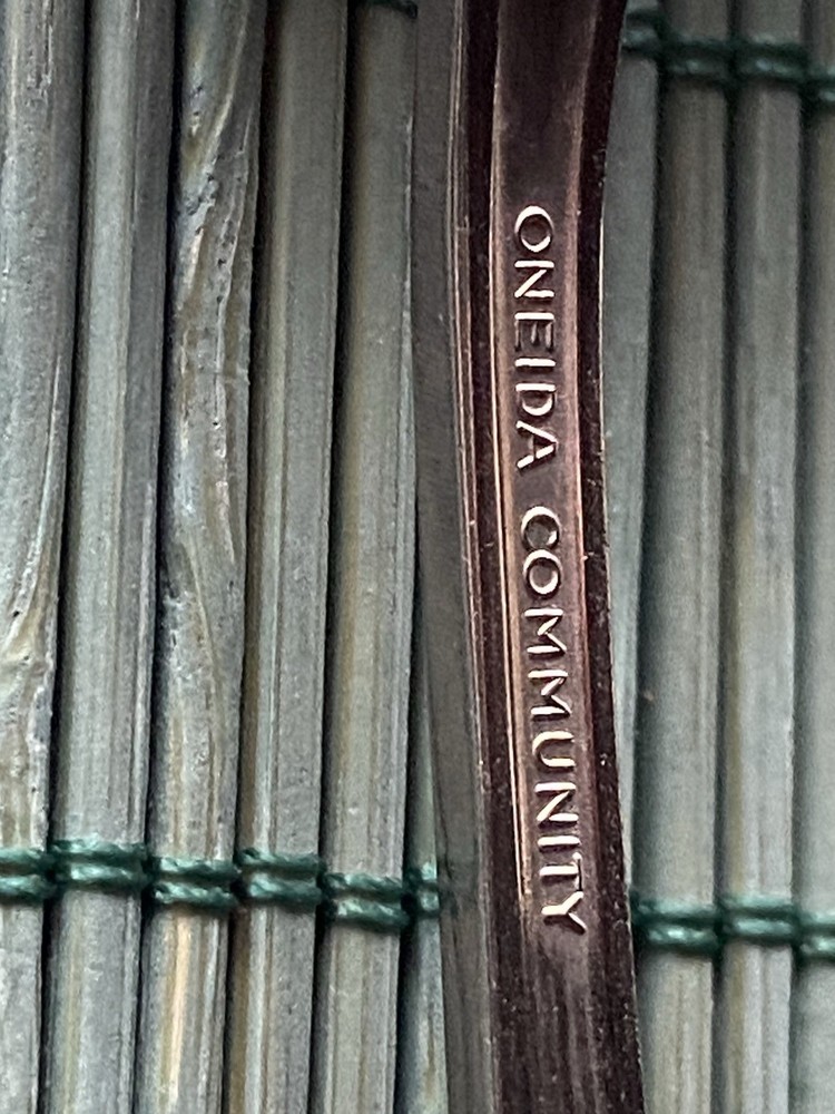 Oneida Community CLARETTE Stainless Teaspoons 6” Flatware Set 3