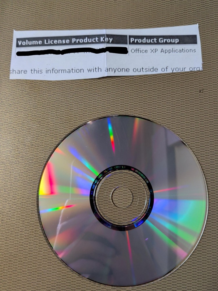 Microsoft Access 2002 CD WITH PRODUCT KEY