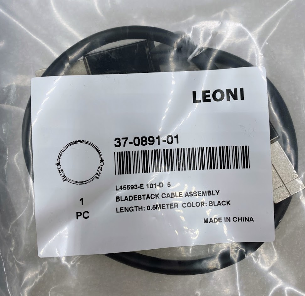 Cisco C2960S-STACK= V02 FlexStack Module w/ Leoni 37-0891-01 BladeStack Cable