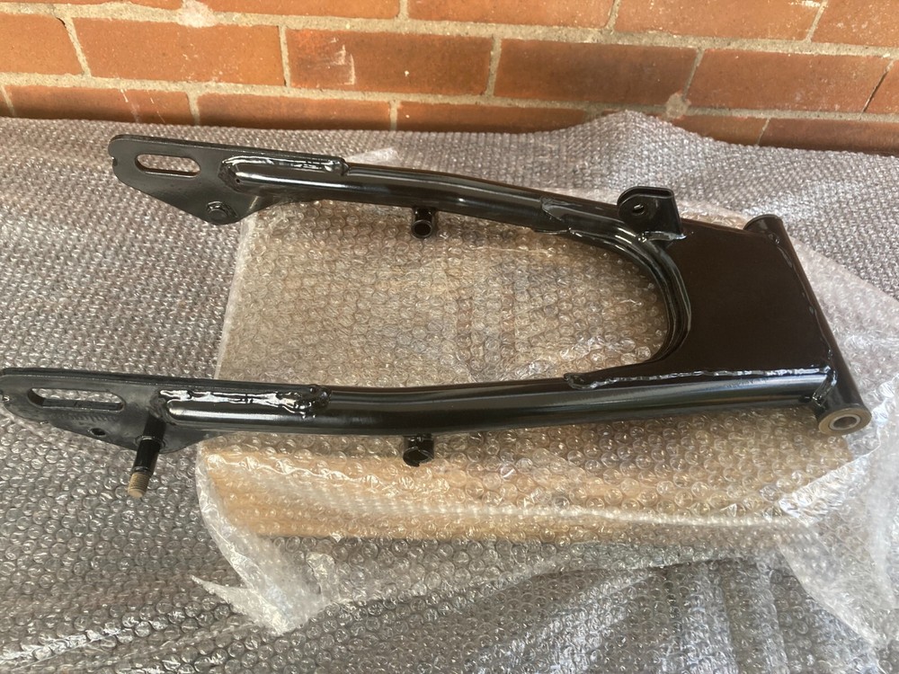 Suzuki GT185 Swingarm Swing set
