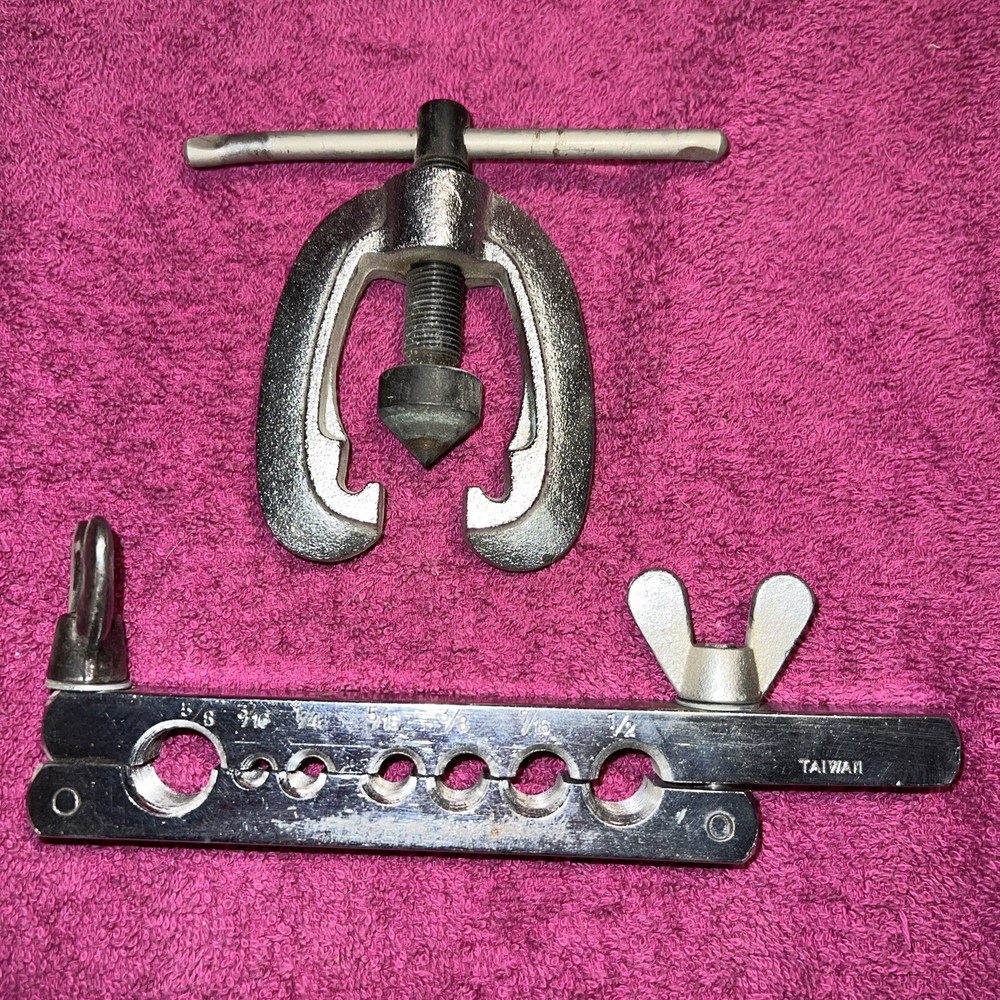 VINTAGE Pipe Flaring Tool Set with Gauge 2 PC Set *NICE*