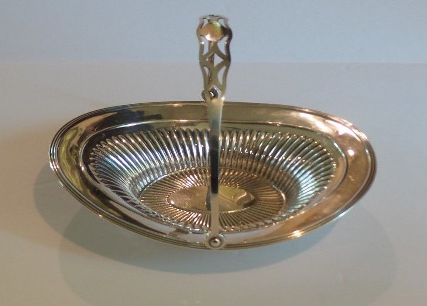SSMC Sterling Silver Swing Handle Basket, c. 1917, 115 Grams