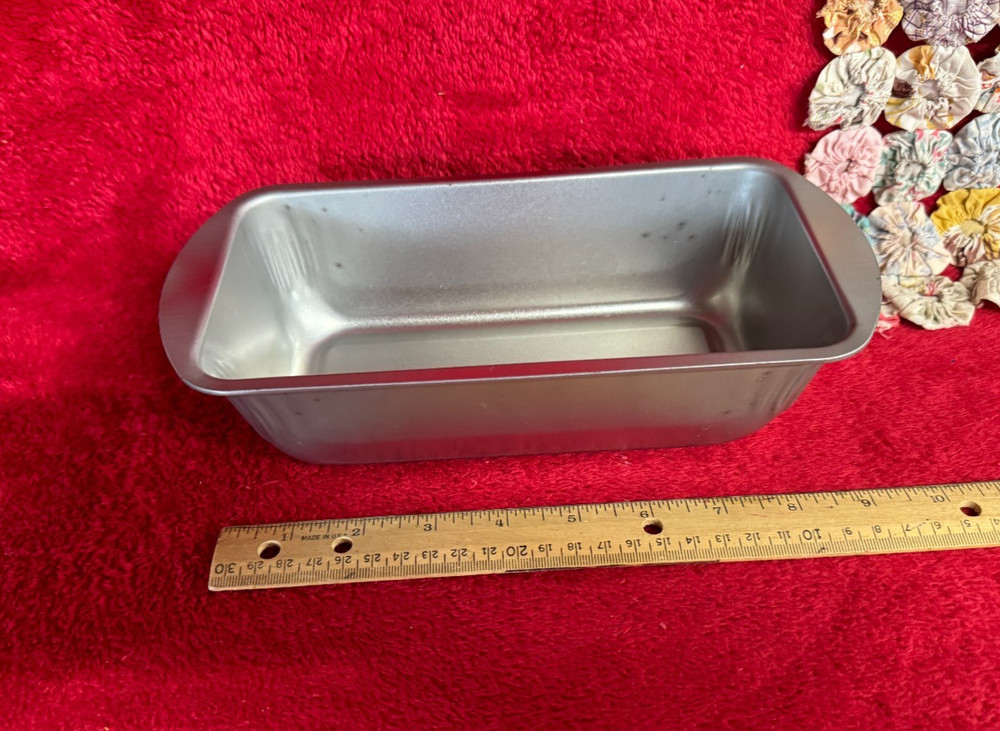 Silvertone Loaf Pan