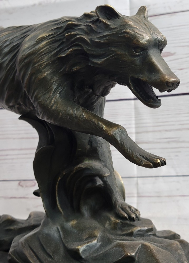 Captivating Wolf in Motion C Williams Bronze Statue Lost Wax Method Home Office