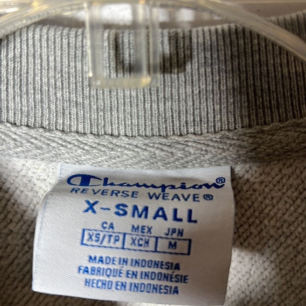 Champion reverse weave sweatshirt size XS
