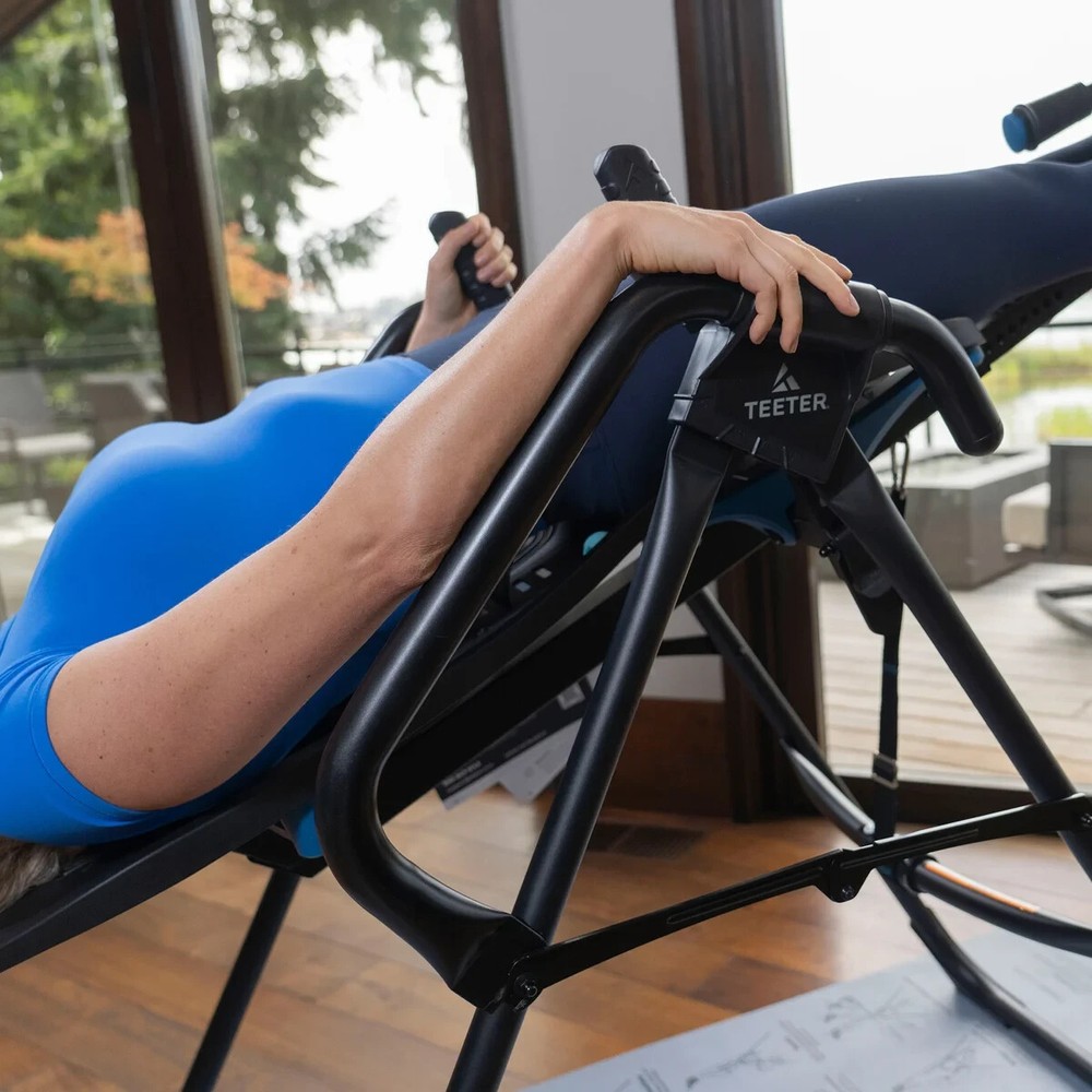 Teeter Fitspine FX-3 Premium Inversion Table with Program Mat + Comfort Cushion
