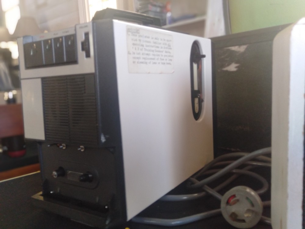 Lucky Cassette Projector Model 230 - Vintage projector
