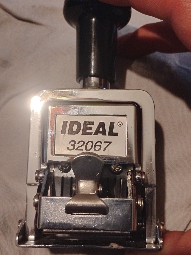 Ideal 32067 Automatic Numbering Machine Stamp Punch Date/Time